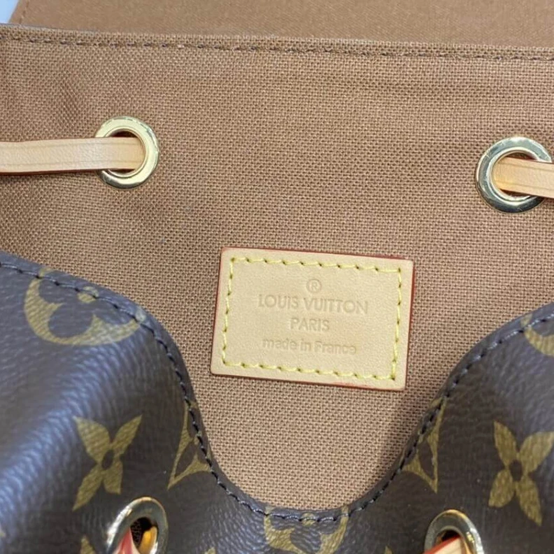 Mythick.ru Goldcolor LV Montsouris PM Backpack
