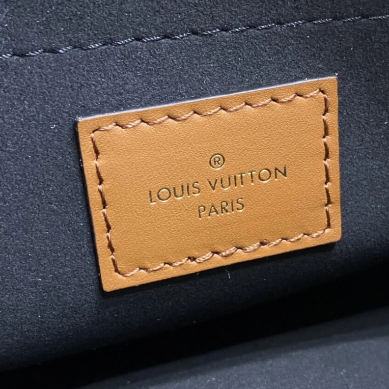 Replica bag Strap dro Louis Vuitton Multi Pochette Accessoires Black