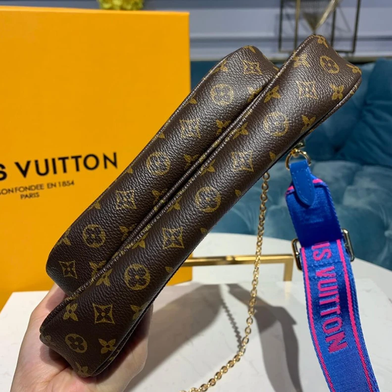 Top lv Goldcolor LV Multi Pochette Accessoires Blue Strap