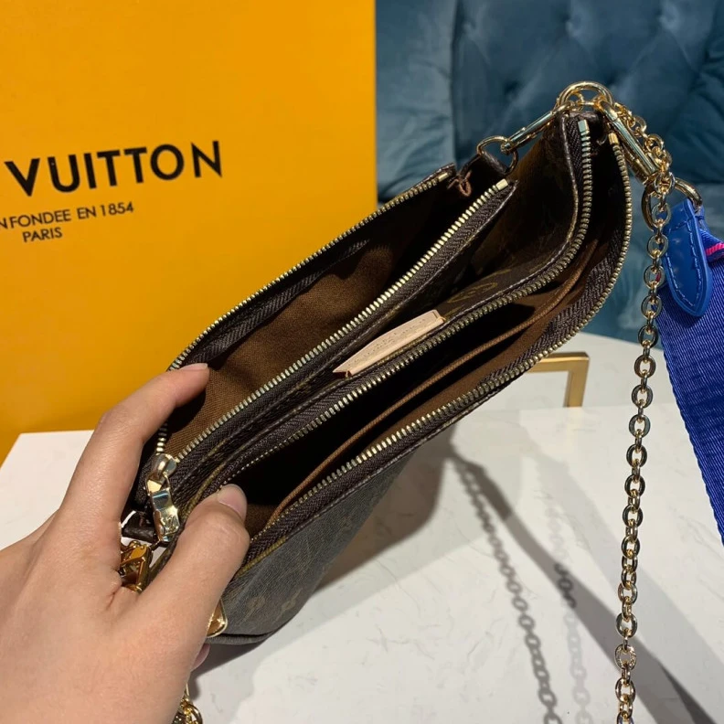 Top lv Goldcolor LV Multi Pochette Accessoires Blue Strap
