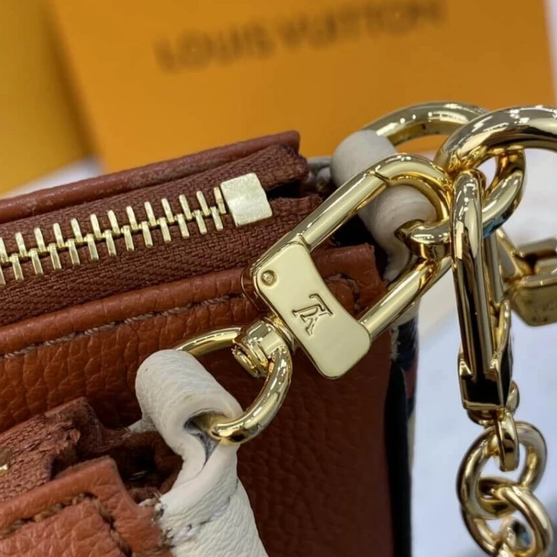 Top lv Chain dro Louis Vuitton Multi Pochette Accessoires Caramel