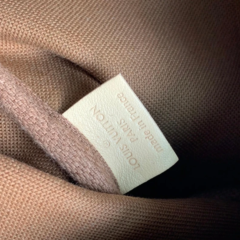 Mythick Removable Louis Vuitton Multi Pochette Accessoires Khaki and Beige Strap