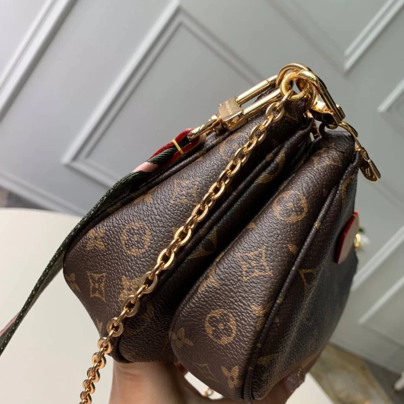 Replica bags Goldcolor Louis Vuitton Multi Pochette Accessoires Khaki and Pink Strap