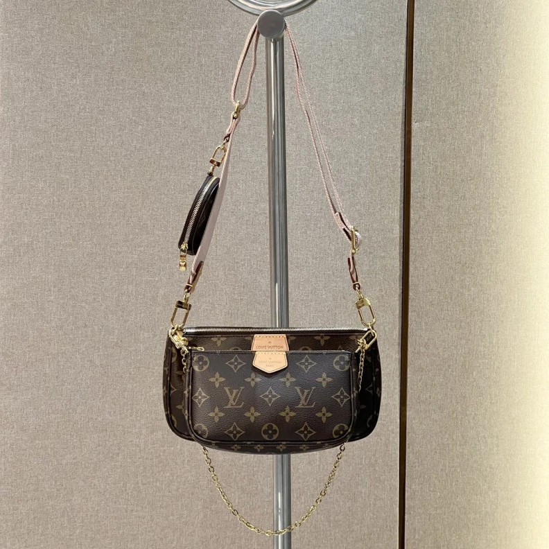 Top lv Natural c Louis Vuitton Multi Pochette Accessoires Pink Strap