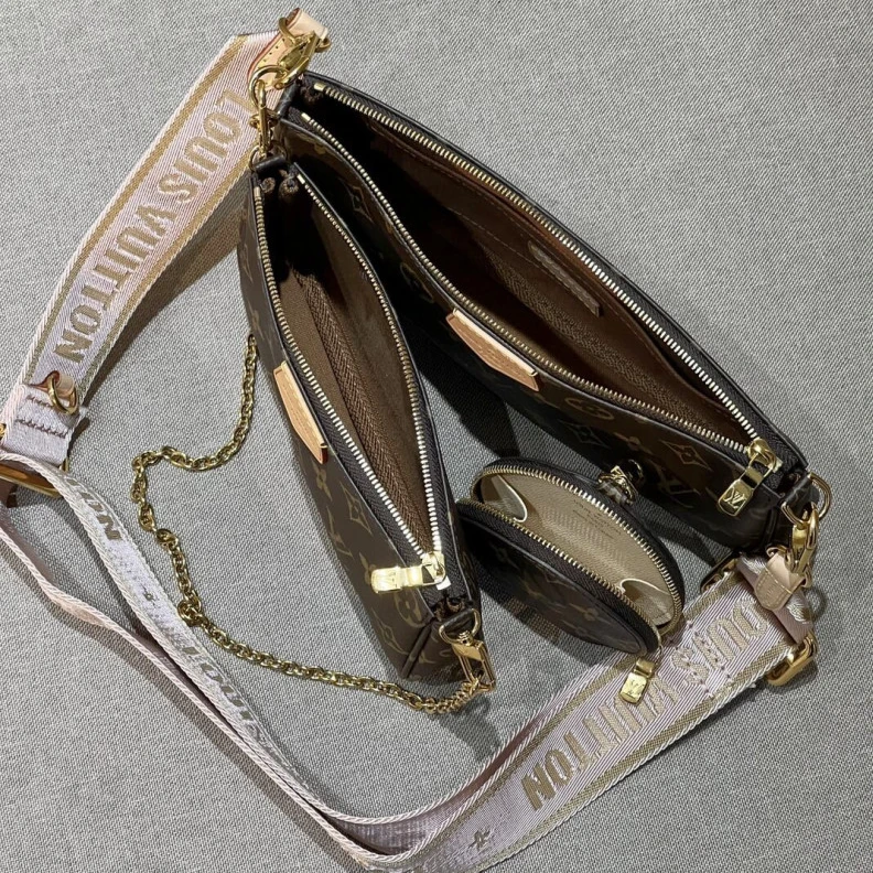 Top lv Natural c Louis Vuitton Multi Pochette Accessoires Pink Strap