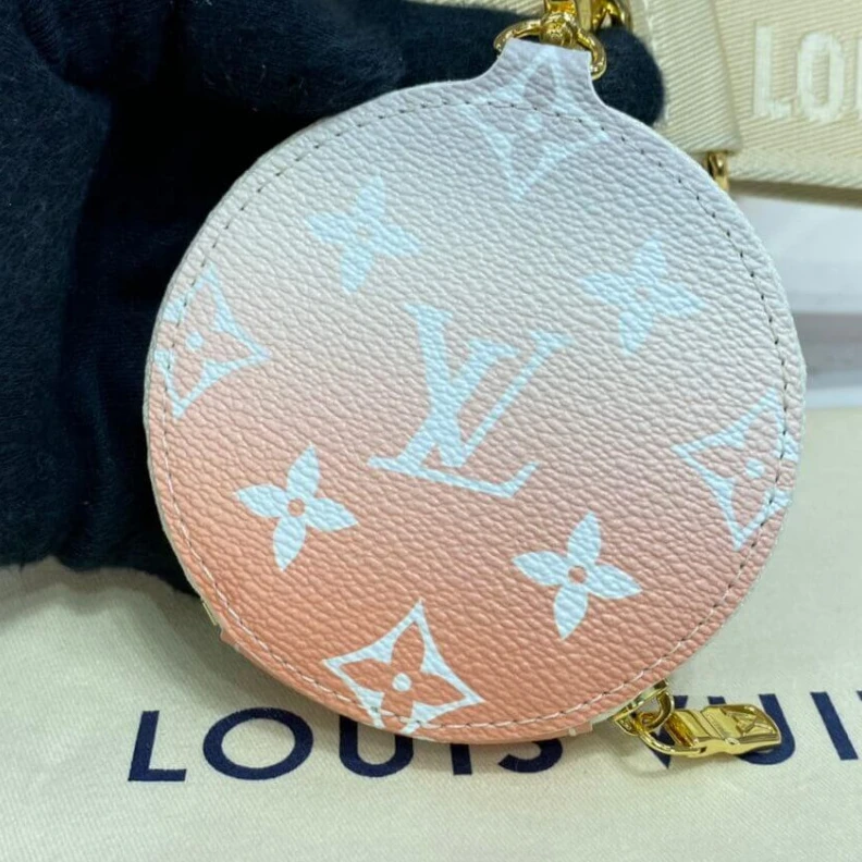 Replica bag Strap dro Louis Vuitton Multi Pochette Accessoires