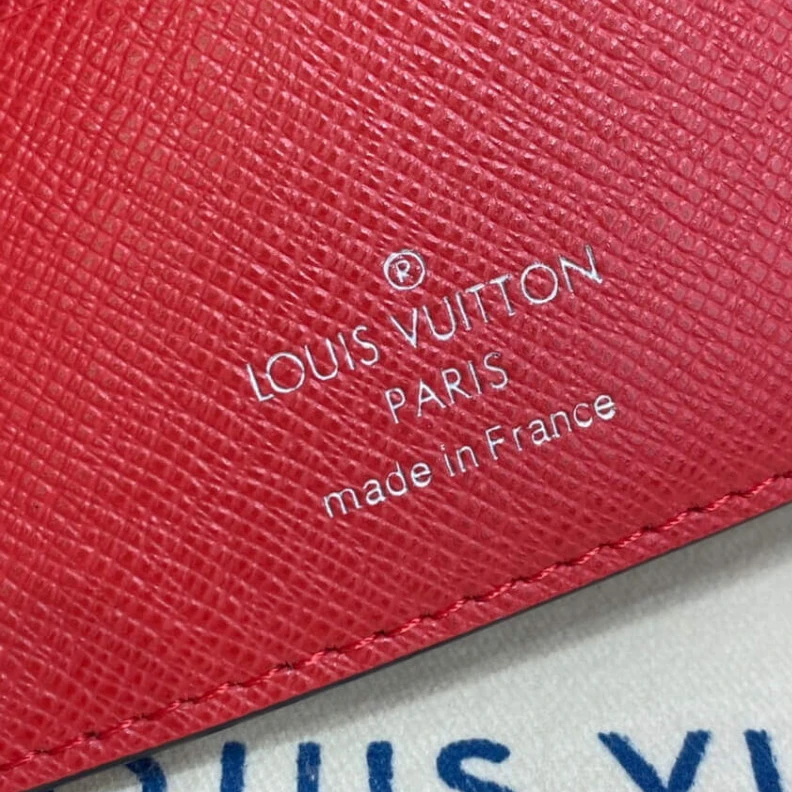Mythick ru 3 credit Louis Vuitton Multiple Wallet