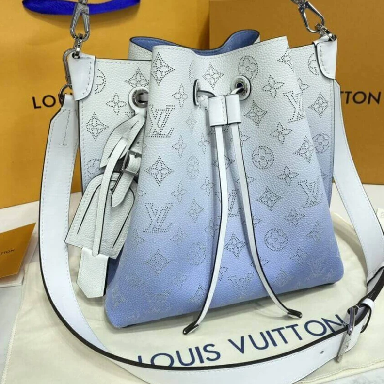 Mythick ru 2 compart Louis Vuitton Muria Bag Gradient Blue Mahina Leather