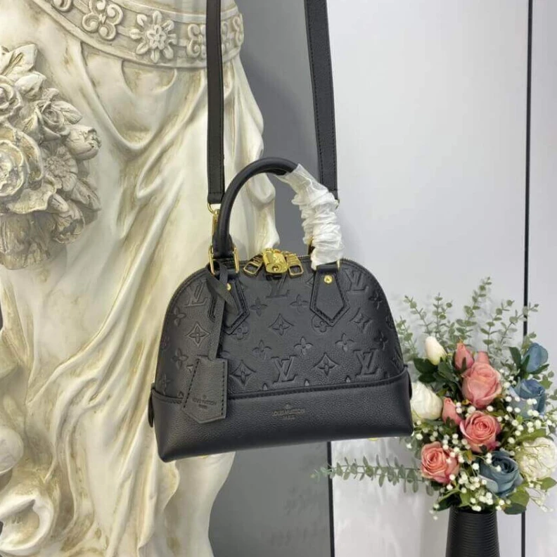 Louis vuitton locations Double zi Louis Vuitton Neo Alma BB Black