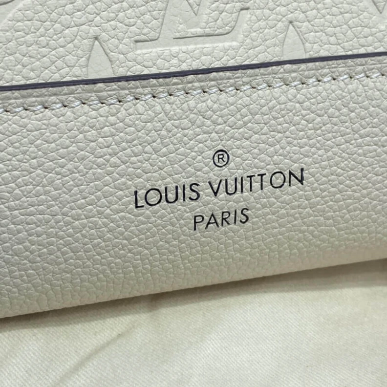 Mythick ru Keybell Louis Vuitton Neo Alma BB Creme Beige