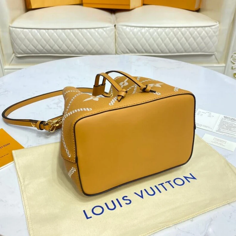 Lv belts replica Embroider Louis Vuitton NeoNoe MM Apricot