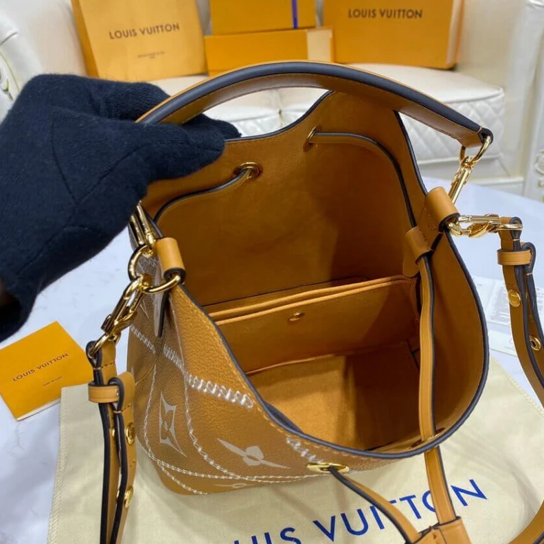 Lv belts replica Embroider Louis Vuitton NeoNoe MM Apricot
