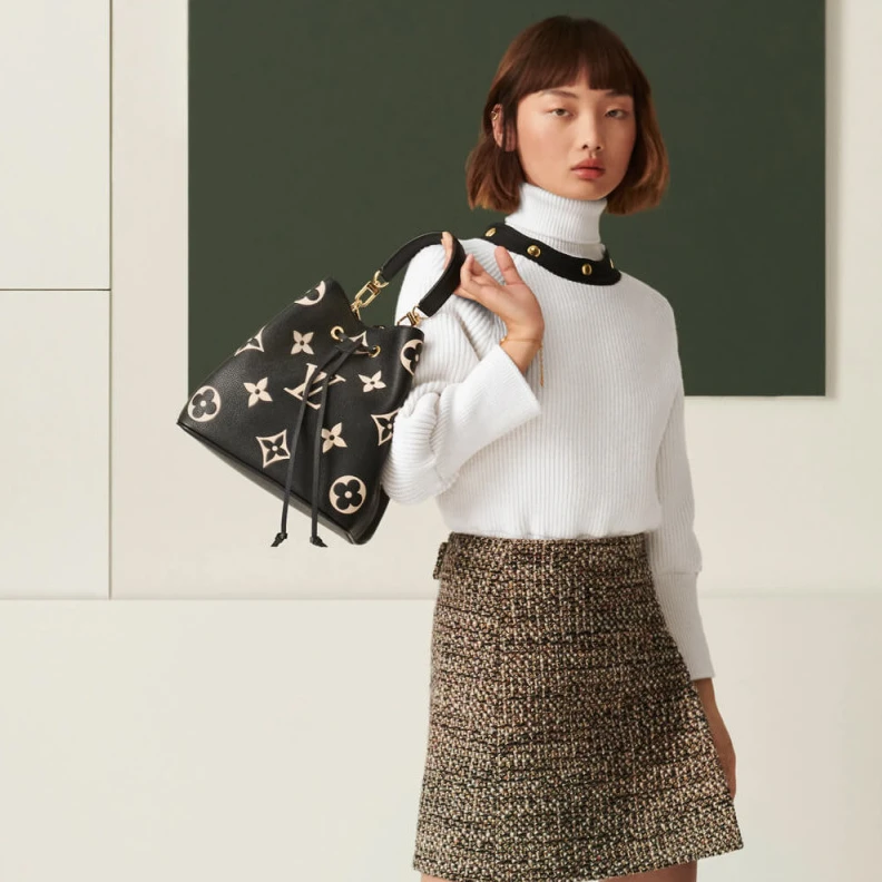 Replica bags Embossed Louis Vuitton NeoNoe MM Black Beige