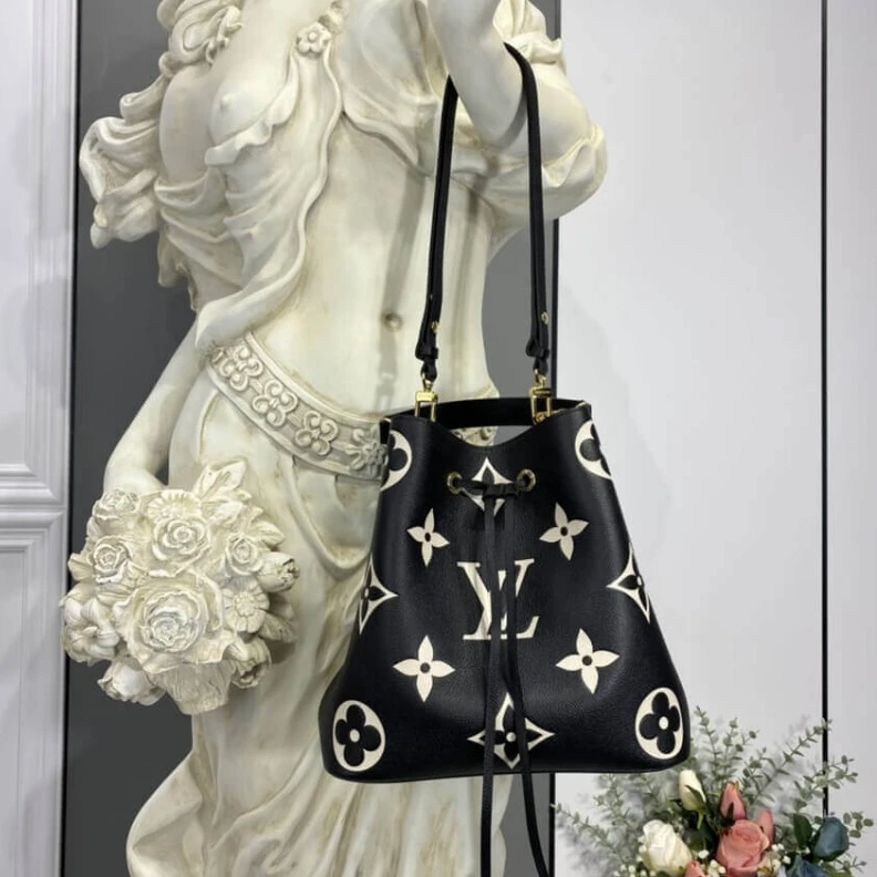 Replica bags Embossed Louis Vuitton NeoNoe MM Black Beige