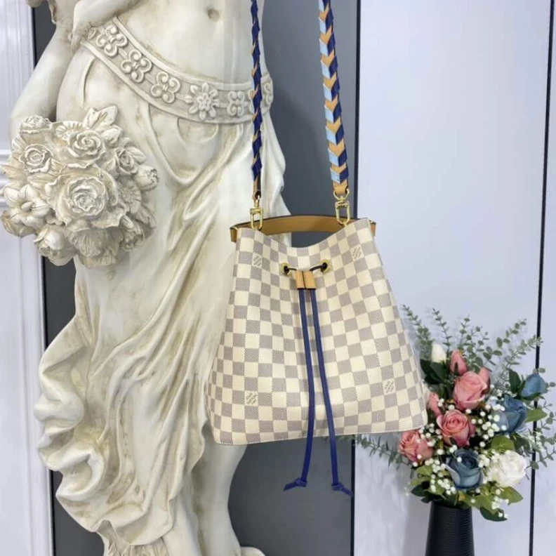 Replica bags lv Goldcolor Louis Vuitton Neonoe MM Blue