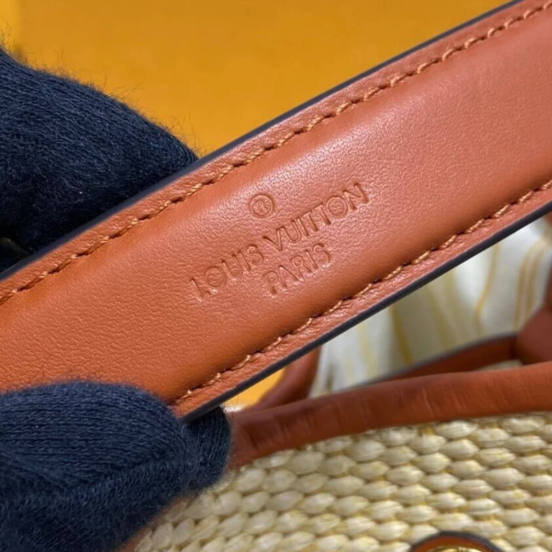 Top lv Zipped ce Louis Vuitton Neonoe MM Tan