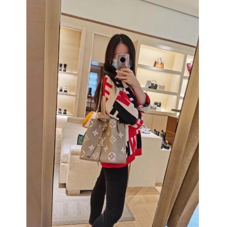 Louis vuitton locations Goldcolor Louis Vuitton Neonoe MM Tourterelle Gray Cream