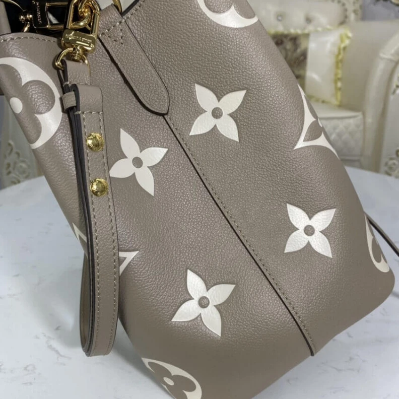 Louis vuitton locations Goldcolor Louis Vuitton Neonoe MM Tourterelle Gray Cream