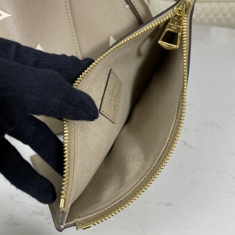 Louis vuitton locations Goldcolor Louis Vuitton Neonoe MM Tourterelle Gray Cream