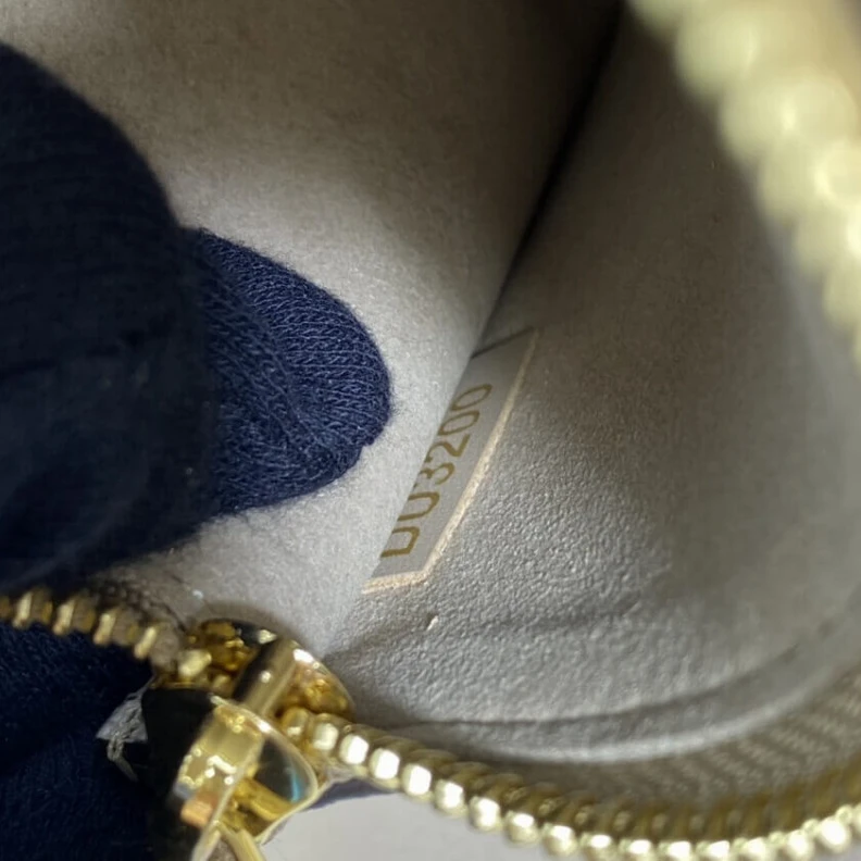 Louis vuitton locations Goldcolor Louis Vuitton Neonoe MM Tourterelle Gray Cream
