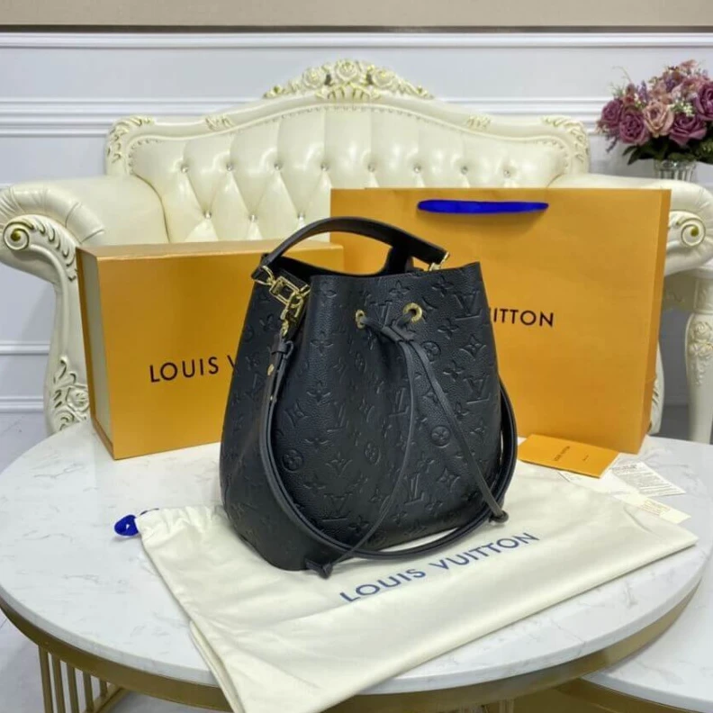 Mythick ru Embossed Louis Vuitton Neonoe MM