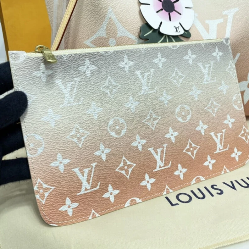 Replica bag Dring Louis Vuitton Neverfull MM Brume Gray