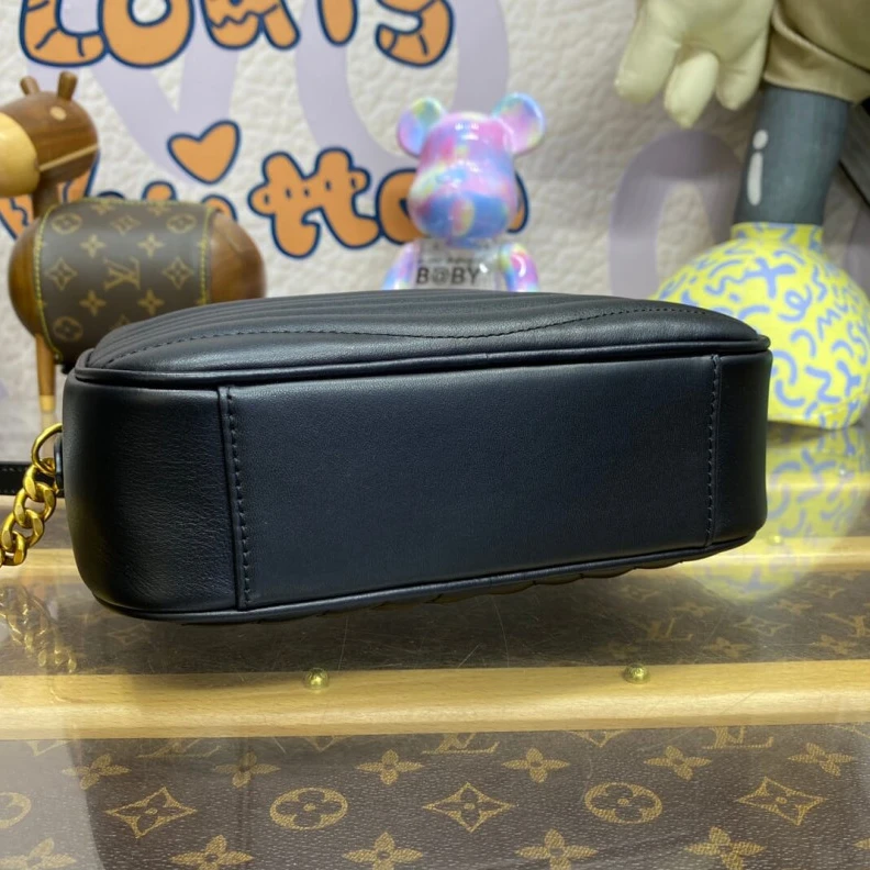 Louis vuitton locations Microfibe Louis Vuitton New Wave Camera Bag Black