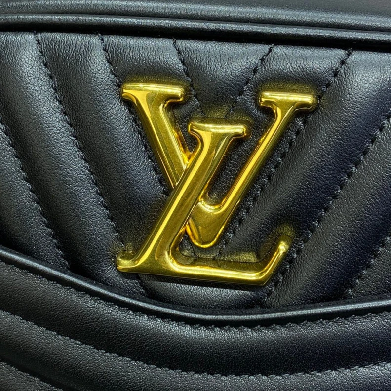 Louis vuitton locations Microfibe Louis Vuitton New Wave Camera Bag Black