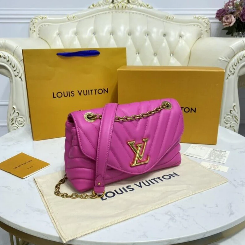 Lv belts replica Agathe Pi Louis Vuitton New Wave Chain Bag Agathe Pink
