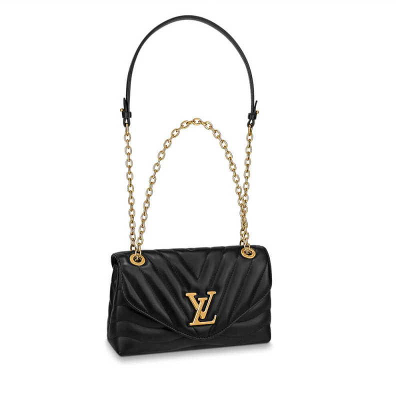 The signat Louis Vuitton New Wave Chain Bag Black