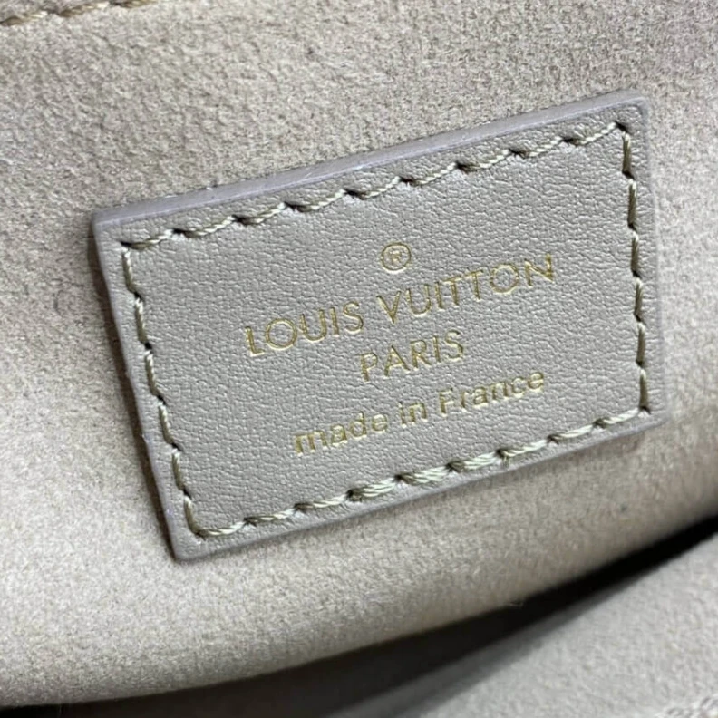 Replica bags Flat pock Louis Vuitton New Wave Chain Bag Dark Taupe