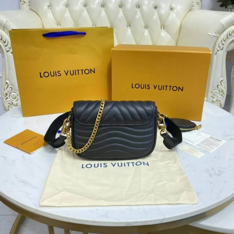 Mythick.ru Chain:Rem Louis Vuitton New Wave Multi-Pochette Black