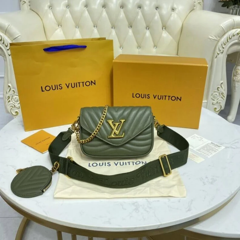 Mythick ru Vintage g Louis Vuitton New Wave Multi-Pochette Khaki