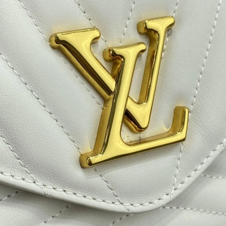 Top lv Smooth ca Louis Vuitton New Wave Multi-Pochette White