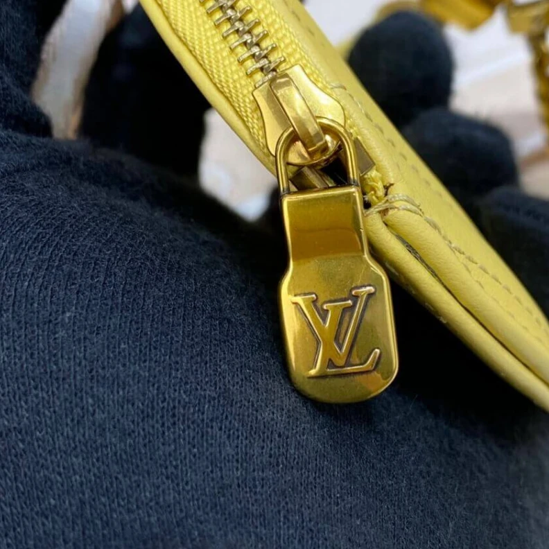 Replica bag 24 x 13 x Louis Vuitton New Wave Multi-Pochette Yellow