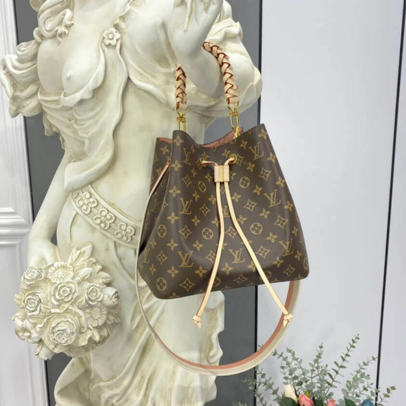 Mythick ru Drawstrin Louis Vuitton NéoNoé MM