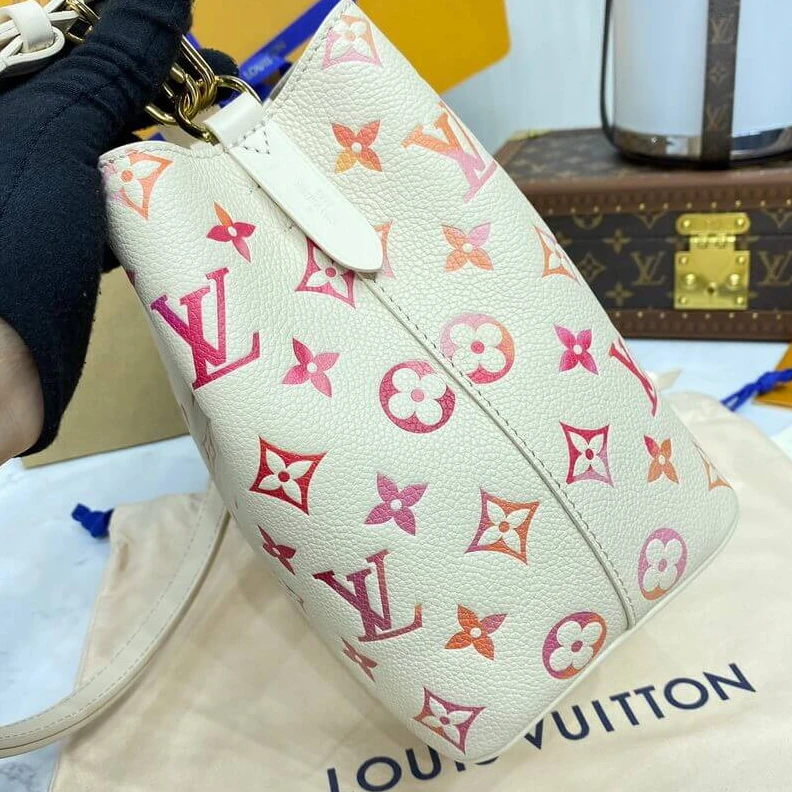 Replica bag Louis Vuitton Néonoé BB Sunrise Aquarelle