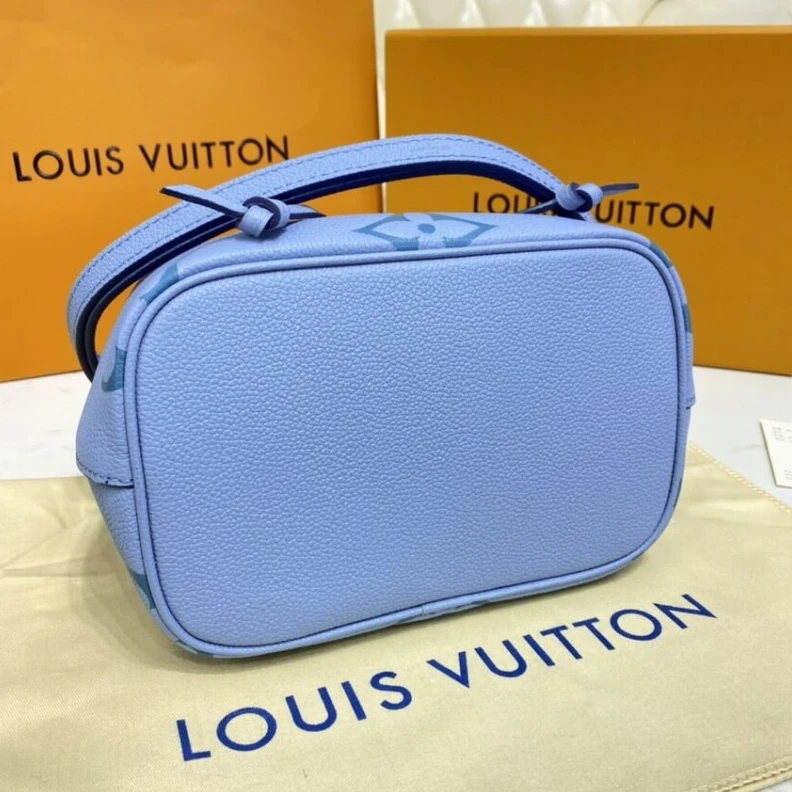 Replica bags lv Made from Louis Vuitton Néonoé BB