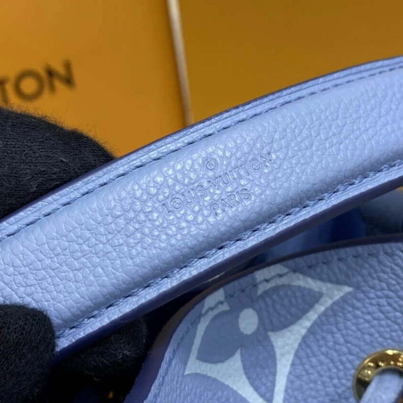 Replica bags lv Made from Louis Vuitton Néonoé BB