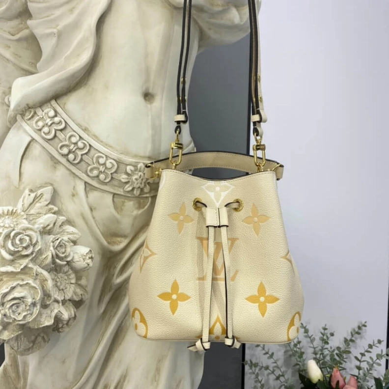 Replica bags lv Strap:Rem Louis Vuitton Néonoé BB