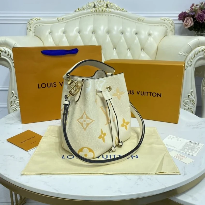 Replica bags lv Strap:Rem Louis Vuitton Néonoé BB