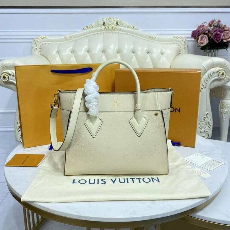 Top lv The perfec Louis Vuitton On My Side Greige Beige