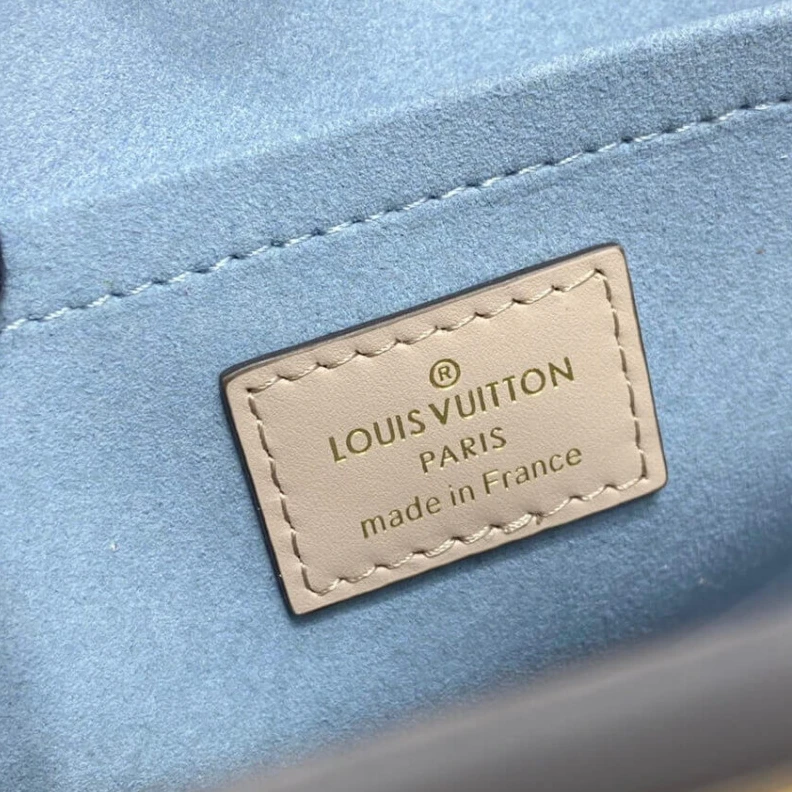 Replica bags lv Closure s Louis Vuitton On My Side MM Greige