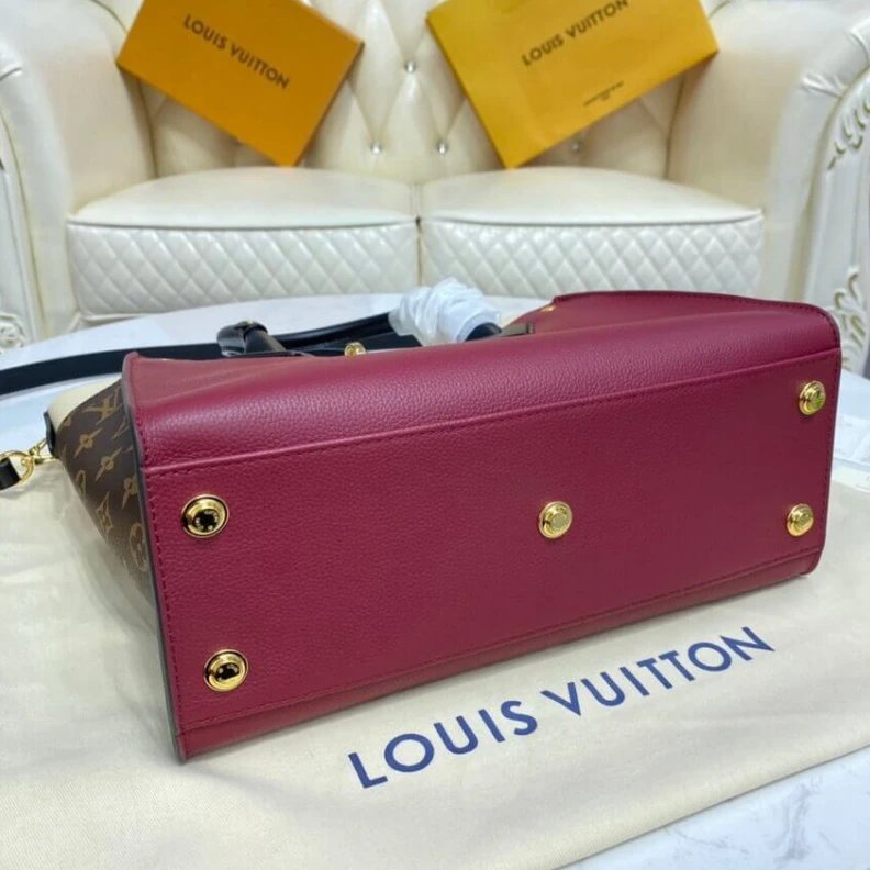 Replica bag Microfibe Louis Vuitton On My Side MM Wine