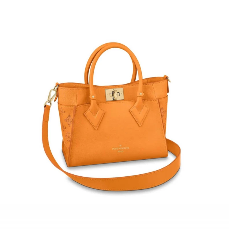 Flat pock Louis Vuitton On My Side PM  Orange