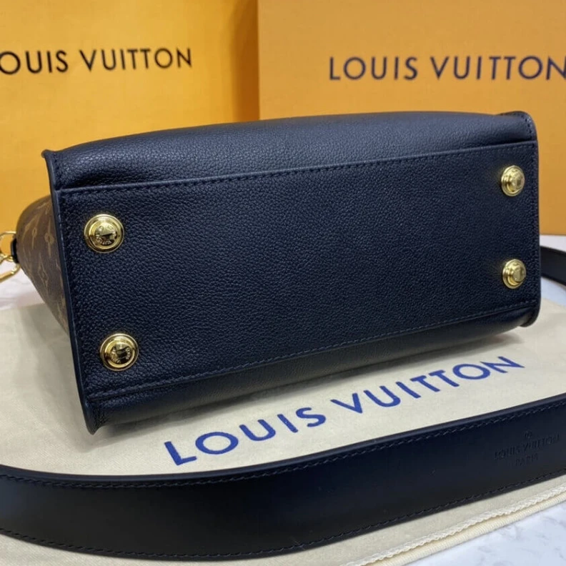 Mythick Cowhidele Louis Vuitton On My Side PM Black