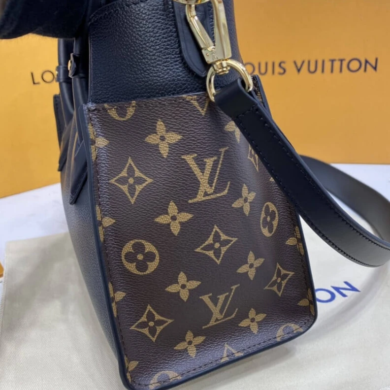 Mythick Cowhidele Louis Vuitton On My Side PM Black