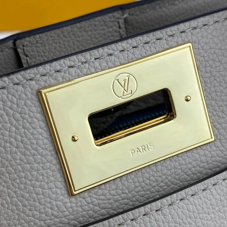 Mythick ru Strap: Re Louis Vuitton On My Side PM Greige