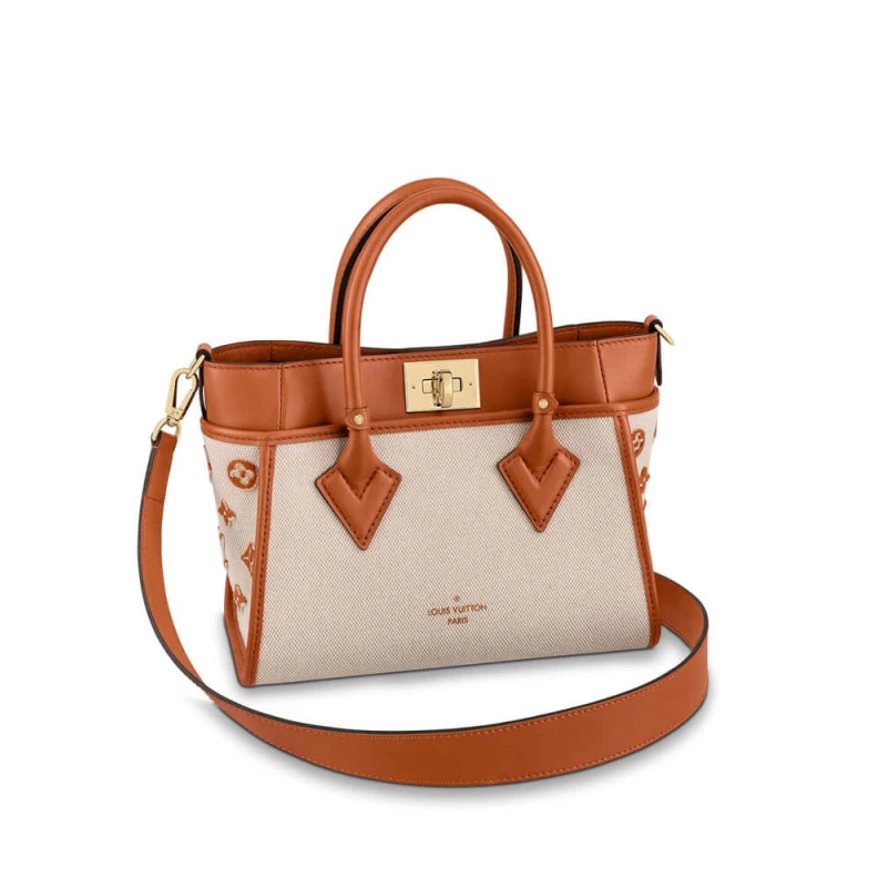 Flat pock Louis Vuitton On My Side PM