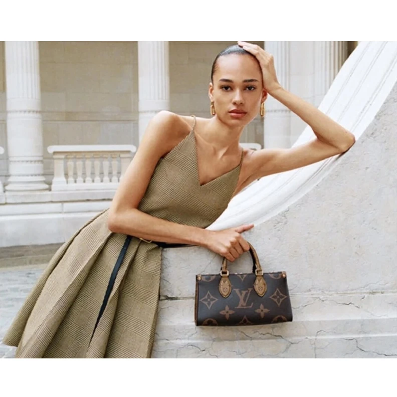 Replica bags lv Large zip Louis Vuitton OnTheGo East West